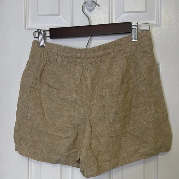 NWOT Tan Relaxed Shorts with Elastic Waist - Picture 5 of 6